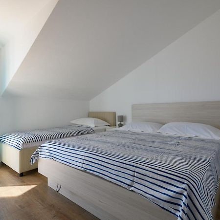 Inat Hotel Дубровник Екстериор снимка